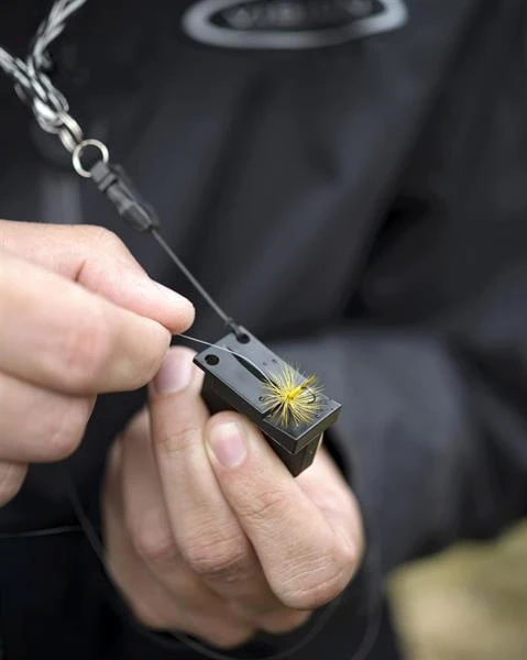 Magnetic Tippet Threader 4 Magnetic Tippet Threader – Bild 4