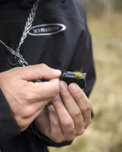 Magnetic Tippet Threader 9 Magnetic Tippet Threader -Günstiges Eisangeln Tackle Geschäft CH MT1 5